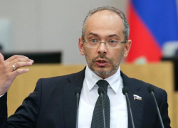 Забывший про волгоградцев депутат Госдумы интригует постами о сожжённых Коранах 