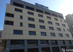 Бывший бизнес-центр выставили на продажу в Волгограде