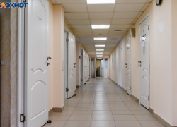  Коронавирус в Волгограде 15 апреля: отца не пускают в хоспис к 7-летней дочери из-за масочного режима 