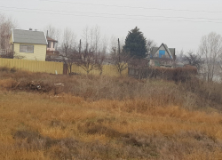 Тело 12-летней школьницы нашли во дворе на юге Волгограда