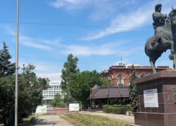 Грубые нарушения нашли на распиаренной стройке в центре Волгограда