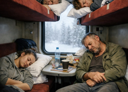 "В дороге почти 4 суток, кошмар": что творилось в задержанных поездах после взрывов на железной дороге под Тамбовом 