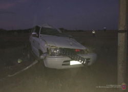Житель Саратова умер в перевернувшемся Land Cruiser в Волгоградской области