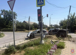 Троих отправил в больницу летун на красный на юге Волгограда