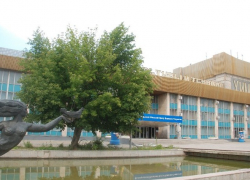 Деятелей культуры из Волгограда поймали на растрате имущества