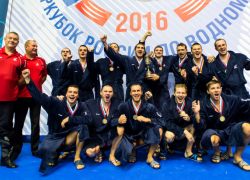 Команда волгоградского ватерпольного клуба впервые в истории стала обладателем Суперкубка России