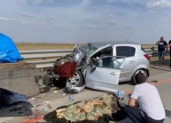 7-летний ребенок ранен в аварии под Волгоградом, где иномарка сбила насмерть троих