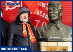 «Выдающийся государственный деятель»: в Волгограде отметили 141-летие Иосифа Сталина