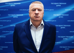 «Он был как Ванга»: причисление Жириновского к лику святых одобрил лидер ЛДПР из Волгограда