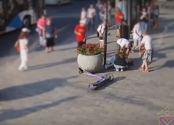 Врачи рассказали о сбитой с ног 15-летней  самокатчицей волгоградке