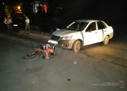 Водитель сбил несовершеннолетнего мотоциклиста под Волгоградом