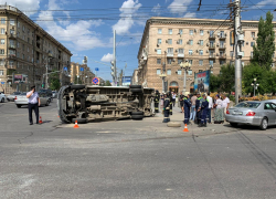 Стало известно количество пострадавших в ДТП с маршруткой №110 на Комсомольской в Волгограде