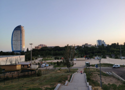 Пойму реки Царица массово зачищают от самостроя в центре Волгограда