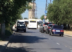 ДТП парализовало движение автобусов в Дзержинском районе Волгограда