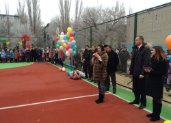 Елена Исинбаева открыла на базе волгоградской школы новый спорткомплекс 