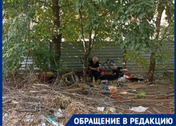 Под угрозой пожара живут волгоградцы из-за поселившегося во дворе бомжа-пиромана