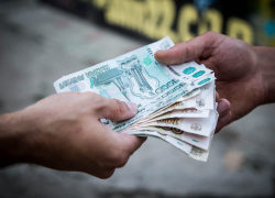 В Волгоградской области официальные зарплаты выросли до 35,5 тысяч рублей