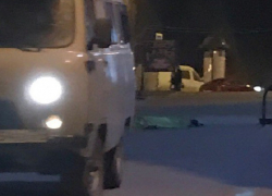 Мужчина выпал с балкона в доме на Аллее Героев в Волгограде