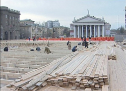 Разбор катка в центре Волгограда обойдется в 2,9 млн рублей