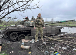 Волгоградского депутата наградил медалью министр обороны