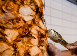 В Волгоградской области мужчина подавился мясом и умер