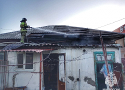 Труп женщины нашли в сгоревшем деревянном доме под Волгоградом