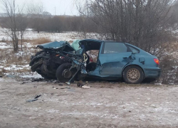Угонщик разнес иномарку с 13-летней волгоградкой 