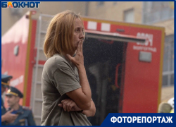 «Люди смотрят, как горит их жизнь»: главное о крупном пожаре в ЖК «Бейкер Стрит» в Волгограде с квартирами за 12 млн