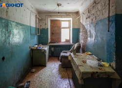 Компания волгоградцев продолжила веселиться рядом с трупом товарища