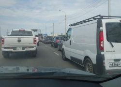 На въезде в Волгоград возникла 15-километровая пробка 