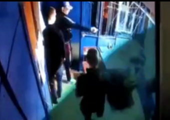 Опубликовано видео стрельбы в сотрудника ГИБДД на посту под Волгоградом