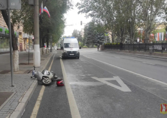 Дед на скутере покалечил бредущего по центру Волгограда пешехода