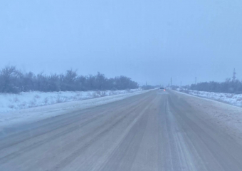 Таскает и плывет: тревогу бьют на волгоградских трассах после январского дождя 