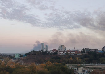 Завесивший запахом гари весь Волгоград гигантский пожар в пойме разросся до 50 га