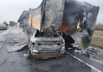 Странное ДТП с пожаром и тремя погибшими на волгоградской трассе разберут по косточкам следователи