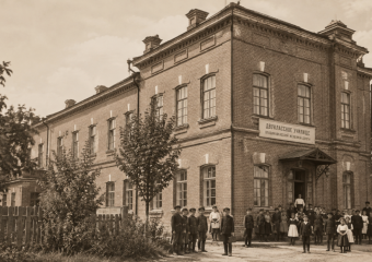 Училище со 116-летней историей выставили на торги в Волгограде 