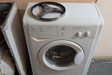 Срочный ремонт стиральных машин с выездом на дом. Город и область