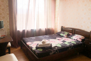 Отдых в номерах эконом и люкс - отель "Lucky House"