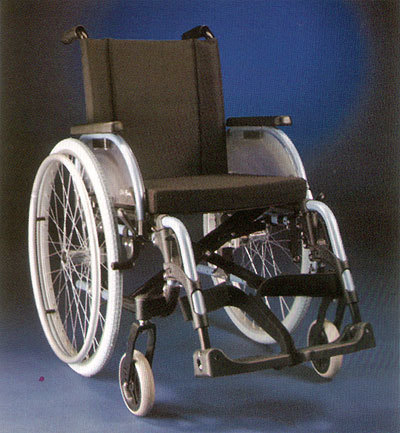 В Волгоградскую область поступит 1600 кресел-колясок для инвалидов