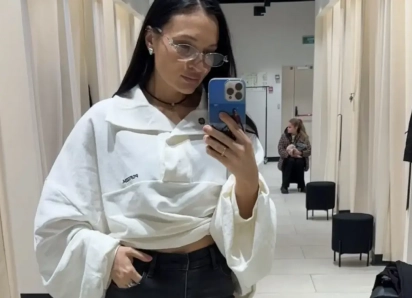 «Визуальный фотошоп»: как сделать ноги бесконечными без фильтров