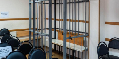 Городищенский суд скрывает личность избившего полицейского зека под Волгоградом