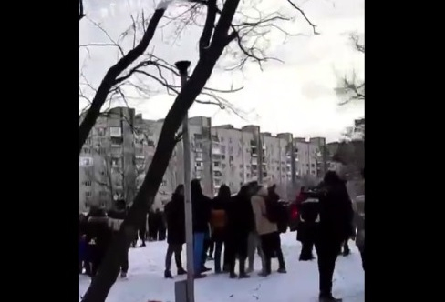 В Волгограде экстренно эвакуировали гимназию №1: видео с места