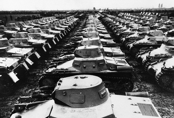 30 июля 1942 года - Гитлер «перебрасывает» 4-ю танковую армию с Кавказа на Сталинград