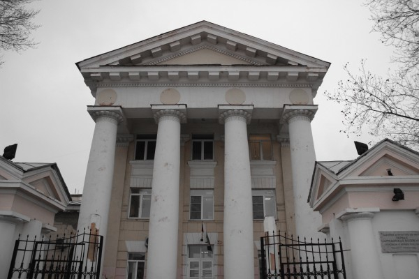 Чиновников мэрии Волгограда выгоняют с насиженного места ради Дворца бракосочетания