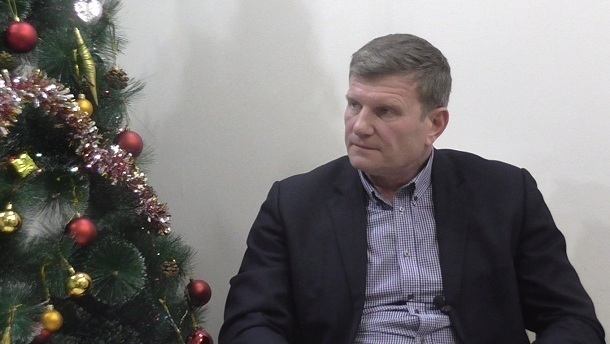 Олег Савченко сравнил губернатора с клячей из анекдота, которая « не шмогла»