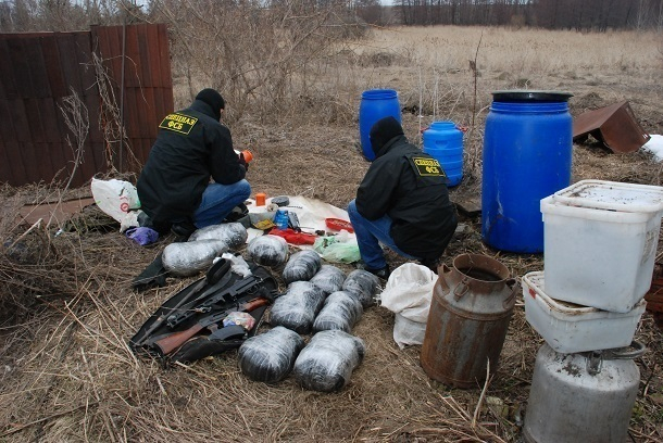 В Урюпинске в подземелье обнаружено более 150 кг наркотиков
