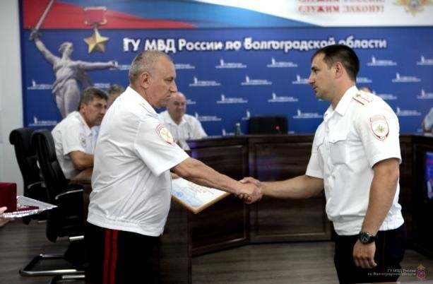 В День милиции генерал Кравченко пожелал волгоградским правоохранителям оптимизма