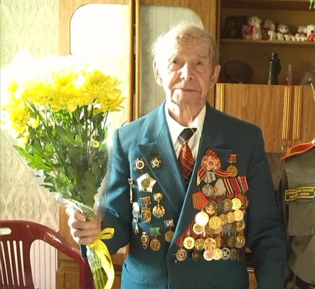 В Волгограде 94-летнего ветерана ВОВ выписали из больницы с открытым швом