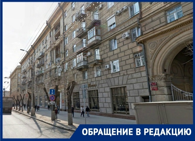 Жители дома в центре Волгограда уже две недели сидят без газа