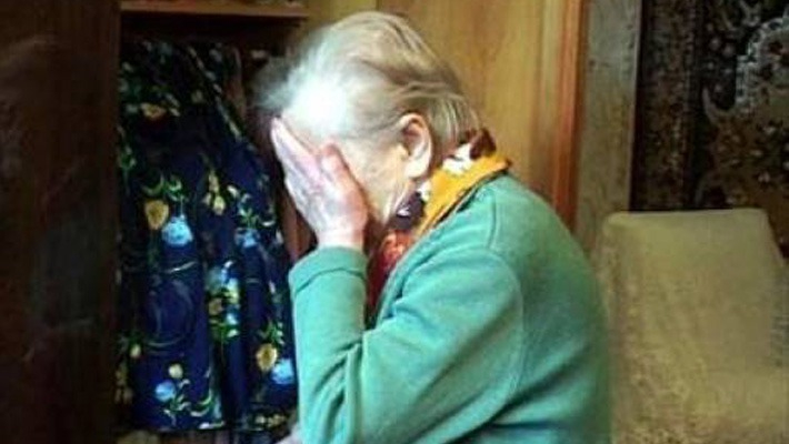 Под Волгоградом двое иностранцев избили и ограбили 72-летнюю пенсионерку